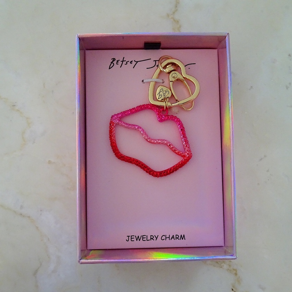 NEW Betsey Johnson Pink & Red Lips Bag Charm Keychain- Y2K McBling Style Jewelry - Picture 3 of 5